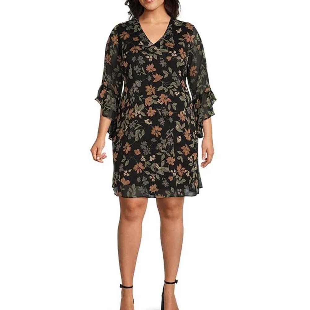 NWT Calvin Klein Plus Size V-Neck Chiffon 3/4 Tiered Butterfly Dress